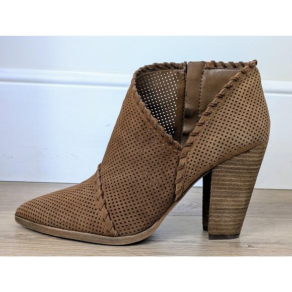 Vince Camuto Lamorna Suede Leather Bootie Sz 10 Brown Pointed Toe Cowgirl 4" - Picture 3 of 11